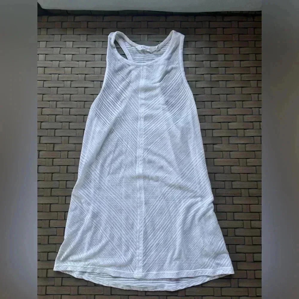 Athleta Women’s Illuminate Racerback Tank Size‎ Extra Small White